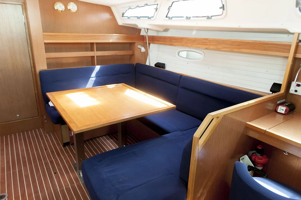 Bavaria 43 Cruiser (Constantina)  - 14