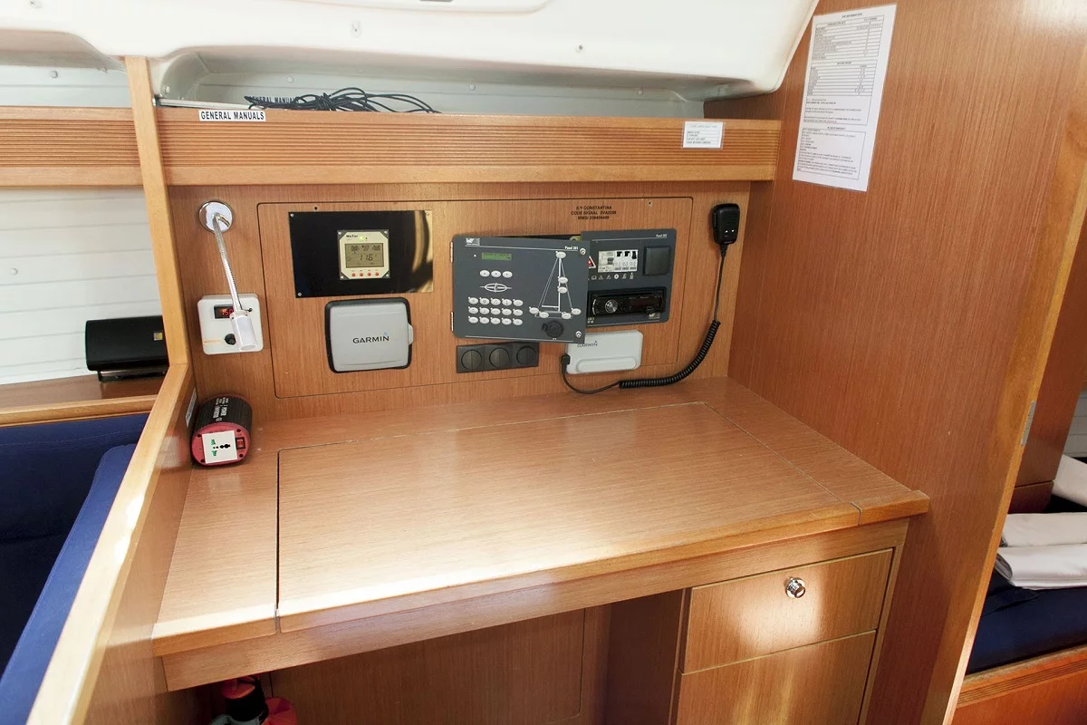 Bavaria 43 Cruiser (Constantina)  - 17