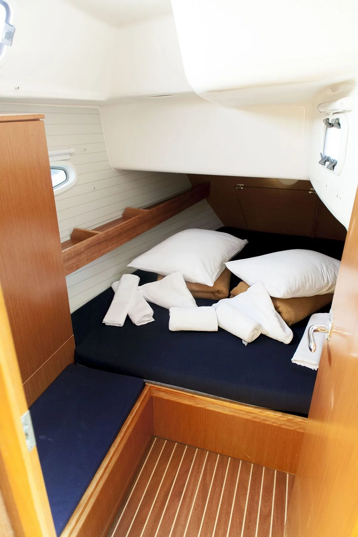 Bavaria 43 Cruiser (Constantina)  - 21
