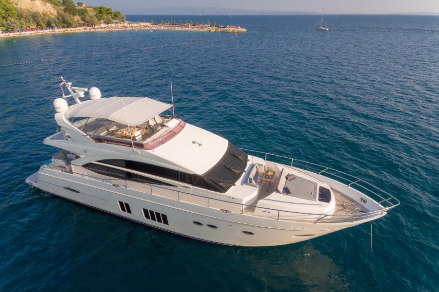 Photo #14 - Princess 72 Flybridge - 4 + 1 cab. (Champion) en Podstrana - 42427