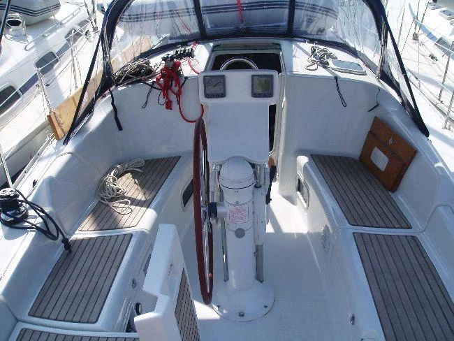 Oceanis Clipper 343 (Naysika)  - 3