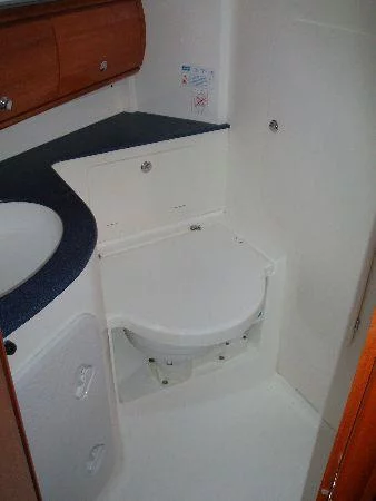 Bavaria 32 Cruiser (Athina)  - 21
