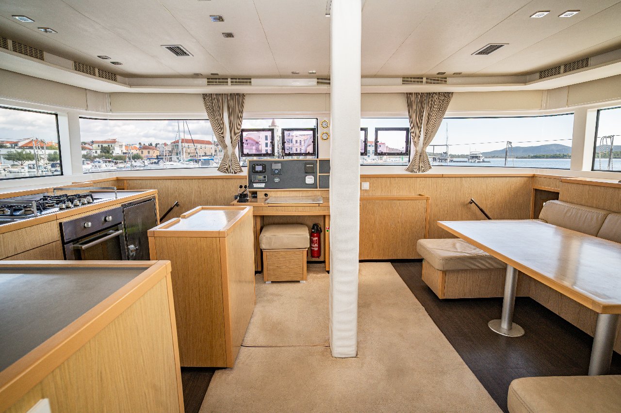 Lagoon 52 F - 4 + 2 cab. — photo 28