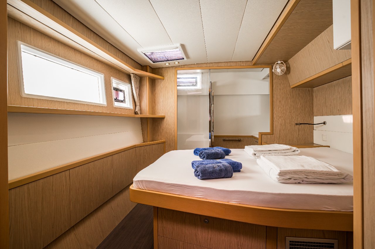 Lagoon 52 F - 4 + 2 cab. — photo 40