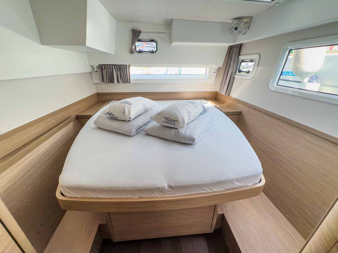 Photo #18 - Lagoon 42 Millenium (Zoe) en Pula - 42449