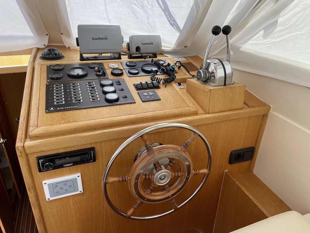 Adria 1002 Vektor (Lavsa)  - 10