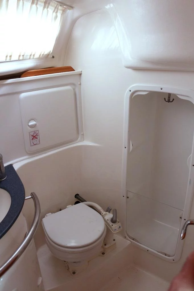 Bavaria 33 Cruiser (Mara)  - 10
