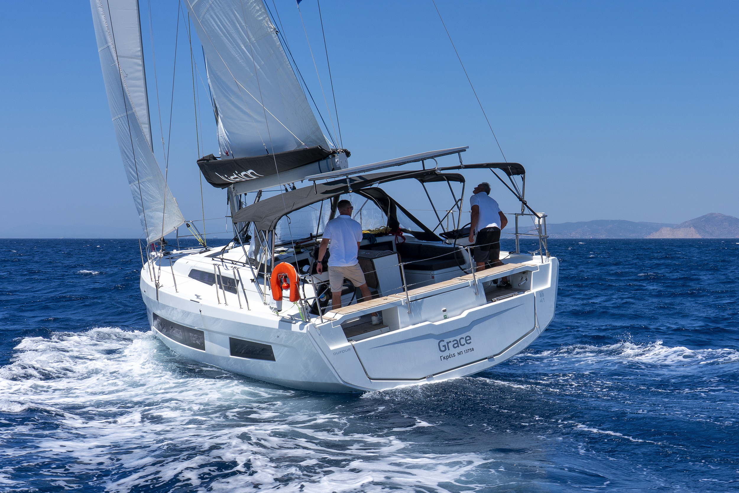 Dufour 41 - 3 cab. — photo 12