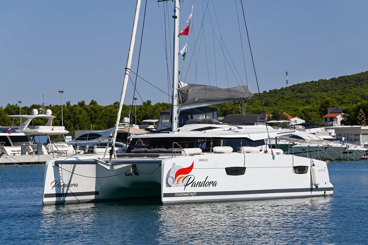 Photo #1 - Fountaine Pajot Saona 47 Maestro - 3 + 1 cab. (Pandora I) in Sukosan - 42668