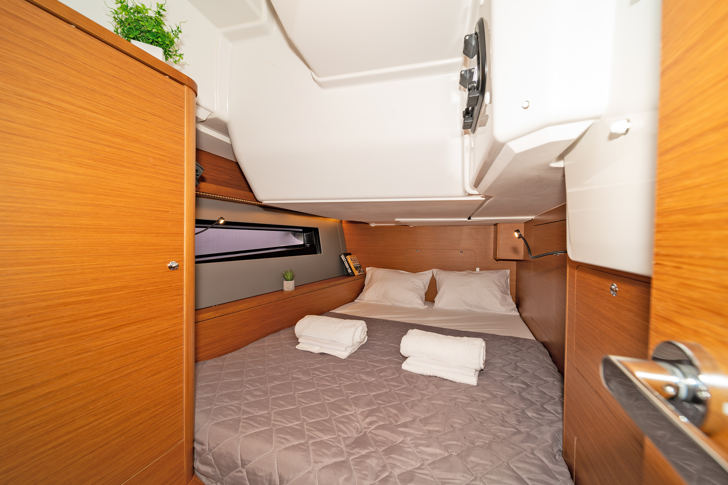 Dufour 44 - 4 cab — photo 17
