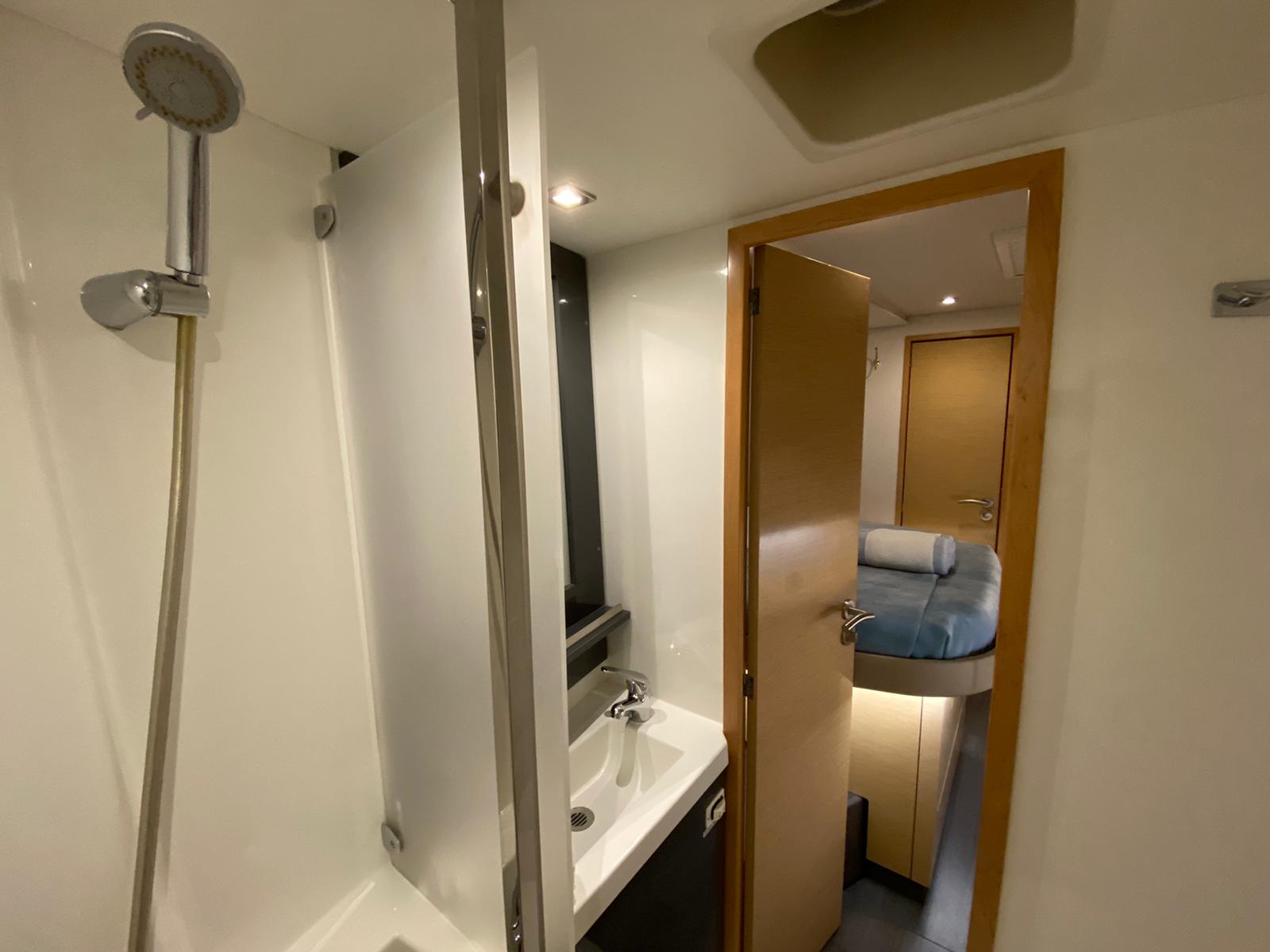 Photo #11 - Fountaine Pajot Saba 50 Quintet - 5 + 1 cab. (Nowhere) en Plage de concombre - 42697