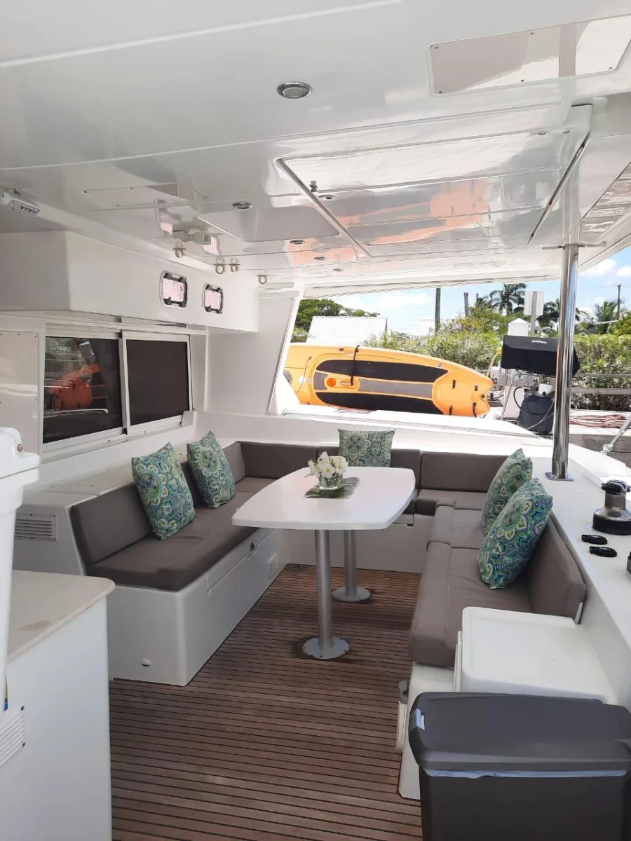 Lagoon 500 - 4 cab. (Sand Star)  - 6