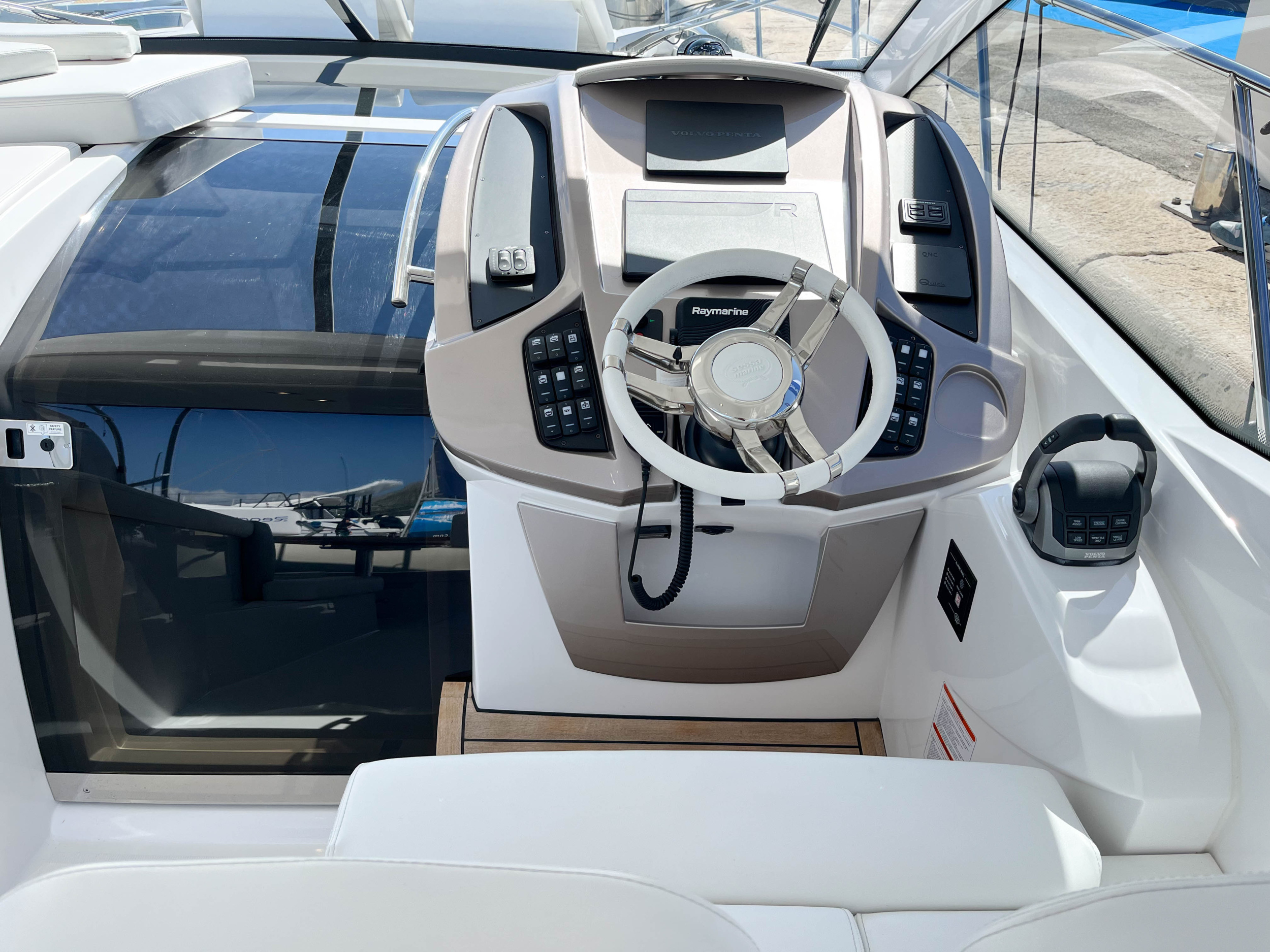 Sessa C38 — photo 4