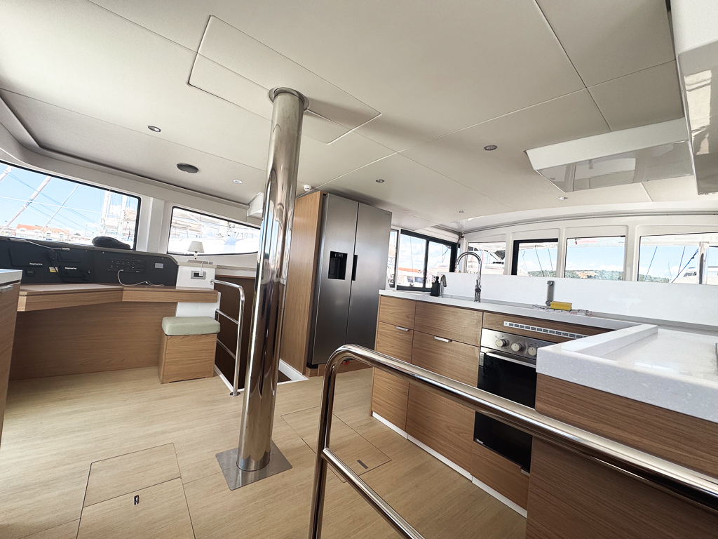 Bali 4.6 - 5 + 1 cab. — photo 21