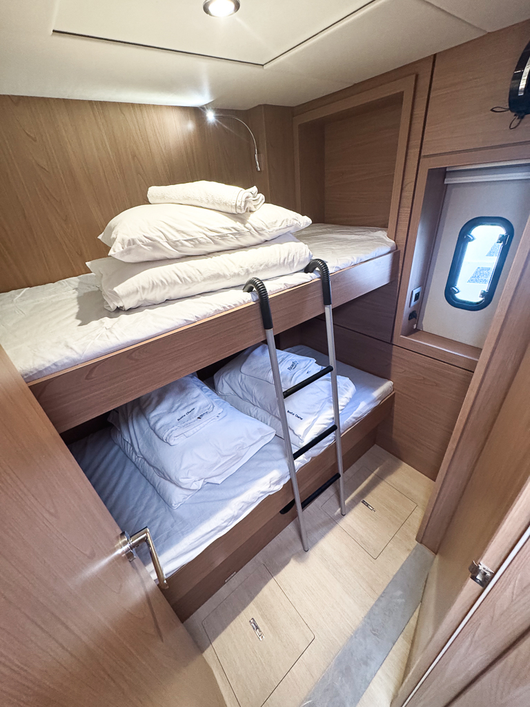 Bali 4.6 - 5 + 1 cab. — photo 35