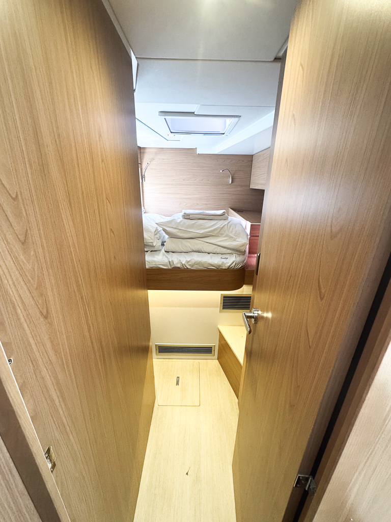 Bali 4.6 - 5 + 1 cab. — photo 36