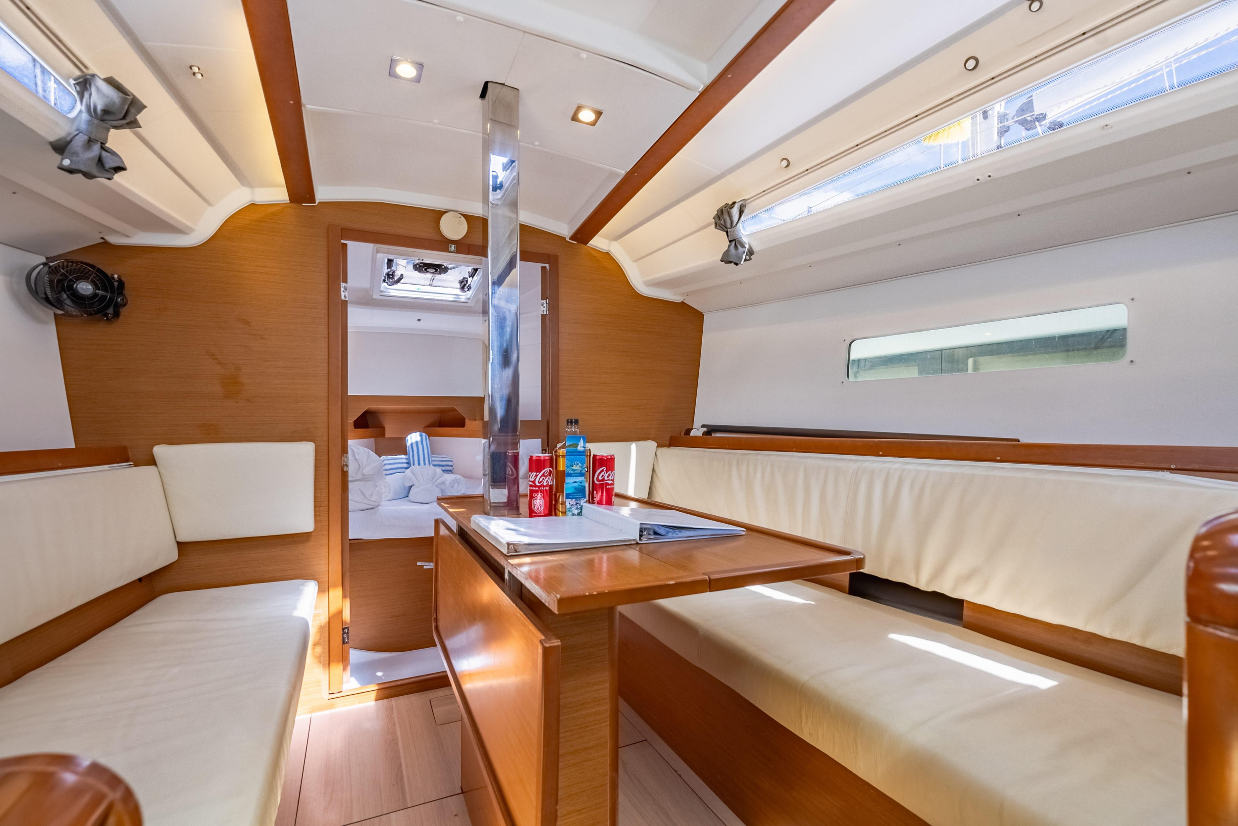 Sun Odyssey 349 - 3 cab. — photo 17