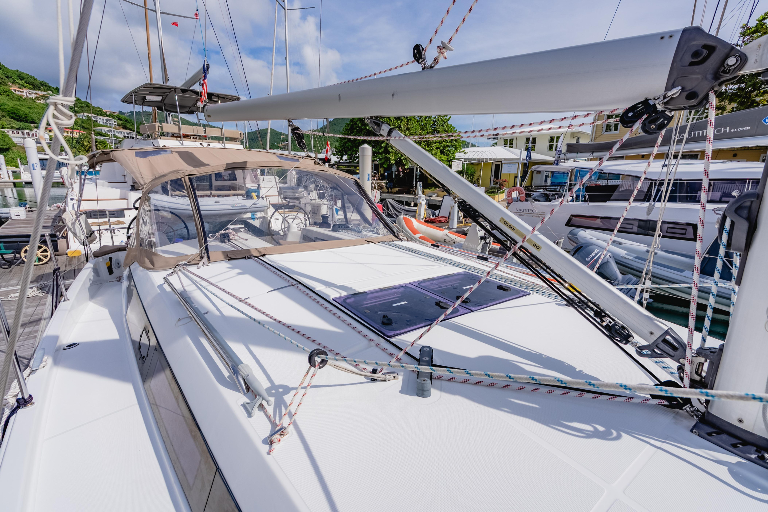 Sun Odyssey 410 - 3 cab. — photo 11