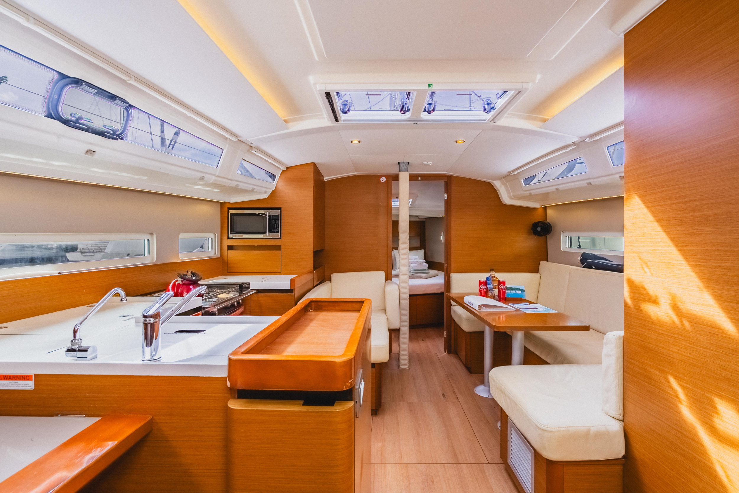 Sun Odyssey 410 - 3 cab. — photo 17