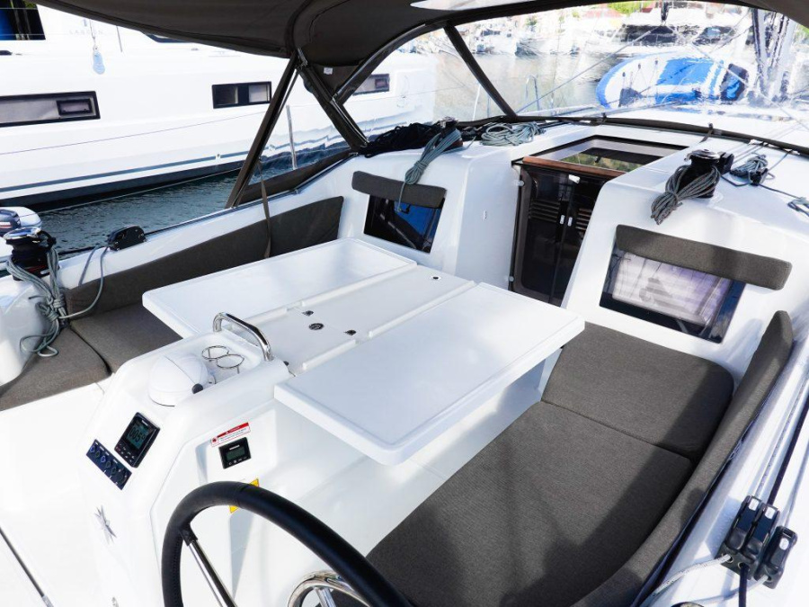 Sun Odyssey 410 - 3 cab. — photo 14