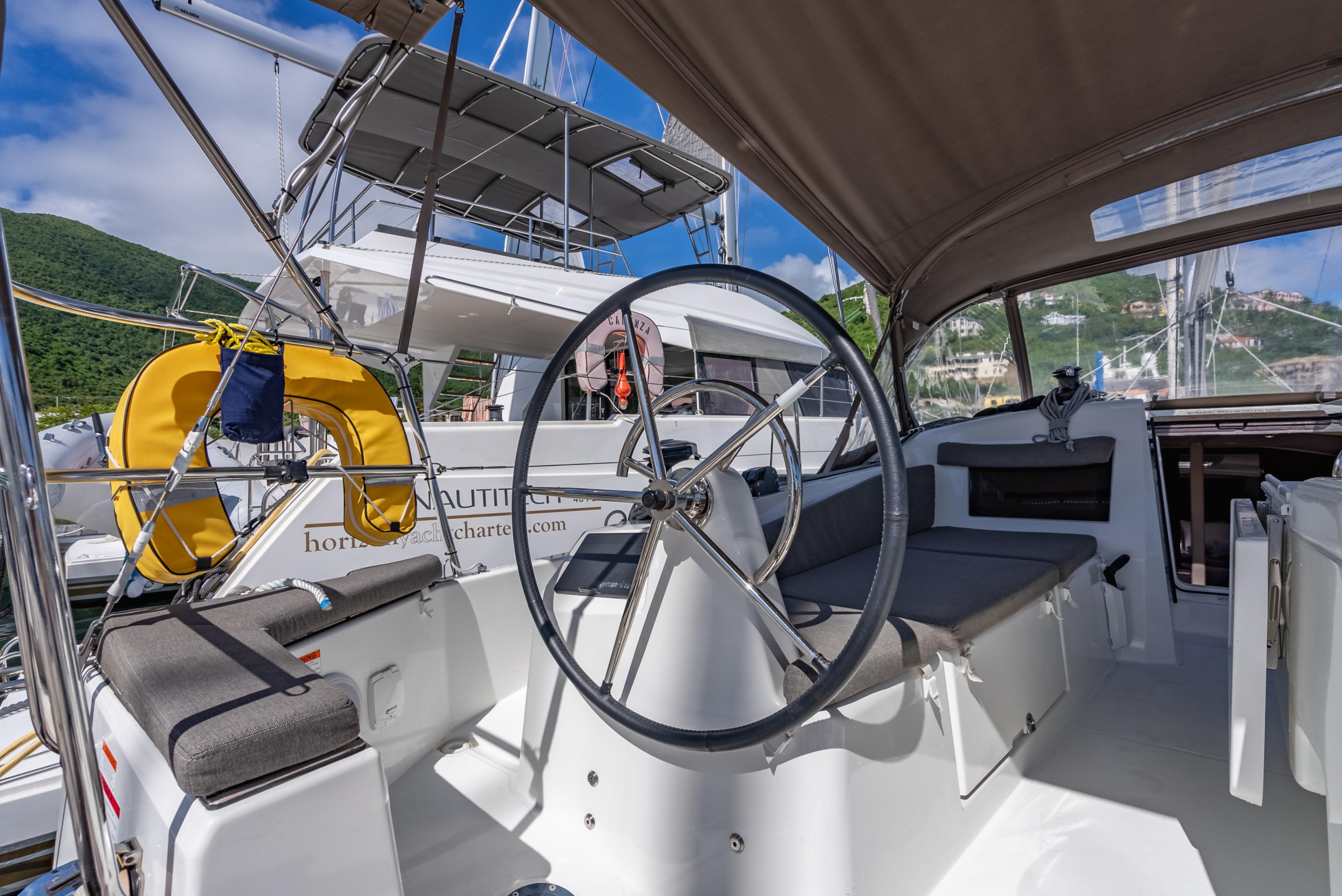 Photo #9 - Sun Odyssey 410 - 3 cab. (Easy Skanking) in Nanny Cay - 42773