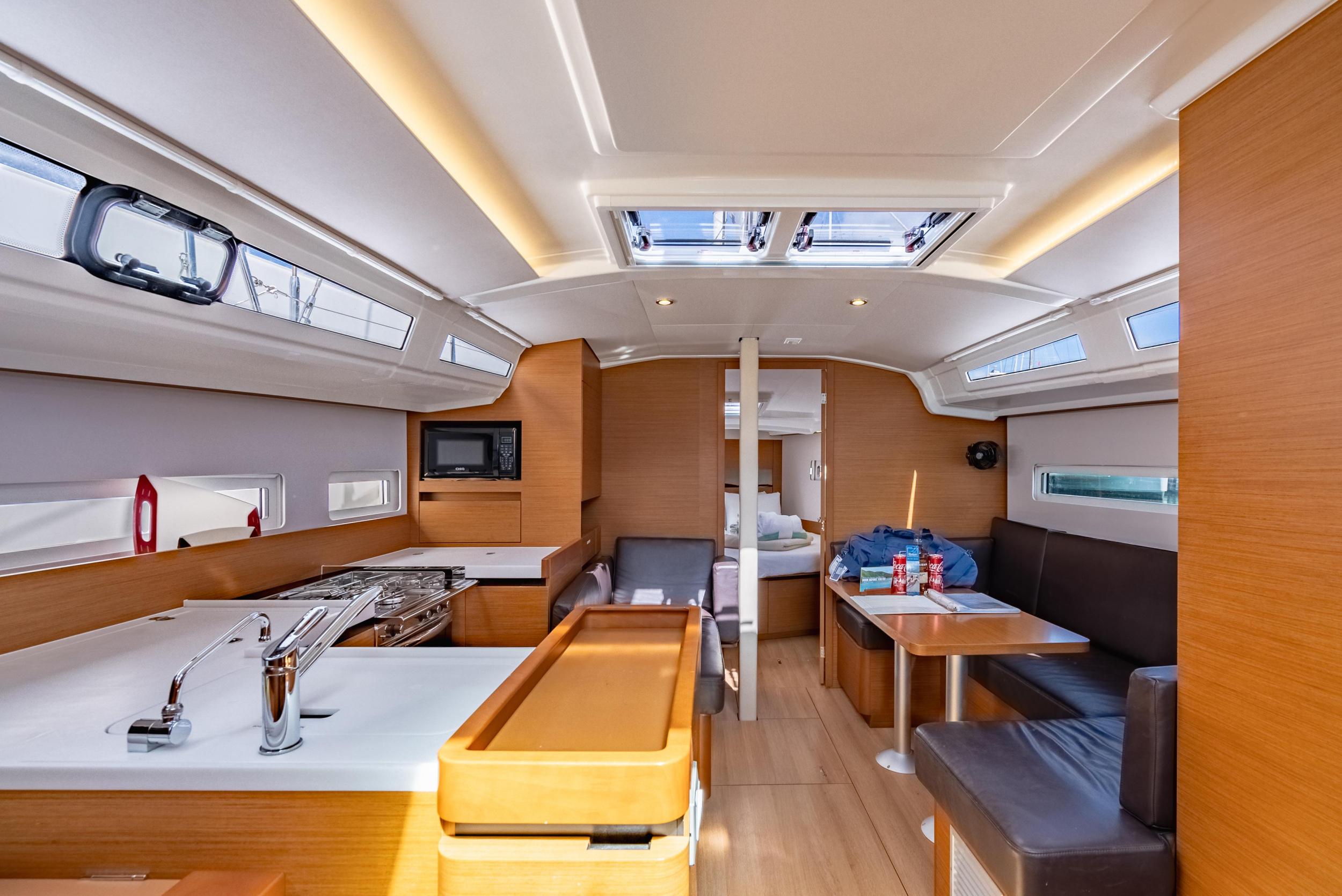 Photo #20 - Sun Odyssey 410 - 3 cab. (Easy Skanking) in Nanny Cay - 42773