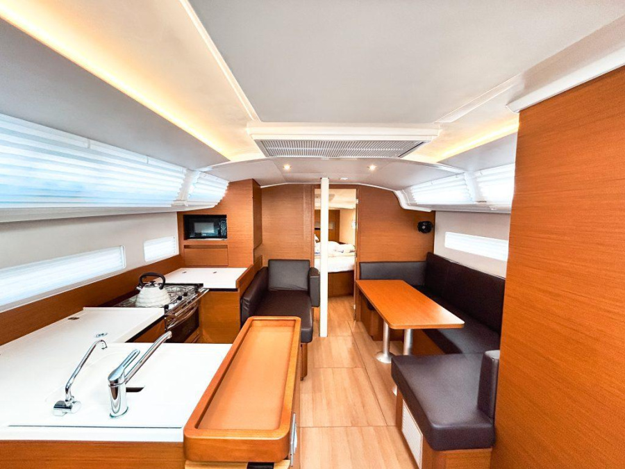 Sun Odyssey 410 - 3 cab. — photo 6