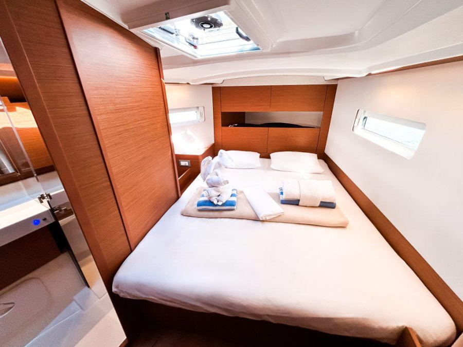 Sun Odyssey 410 - 3 cab. — photo 10