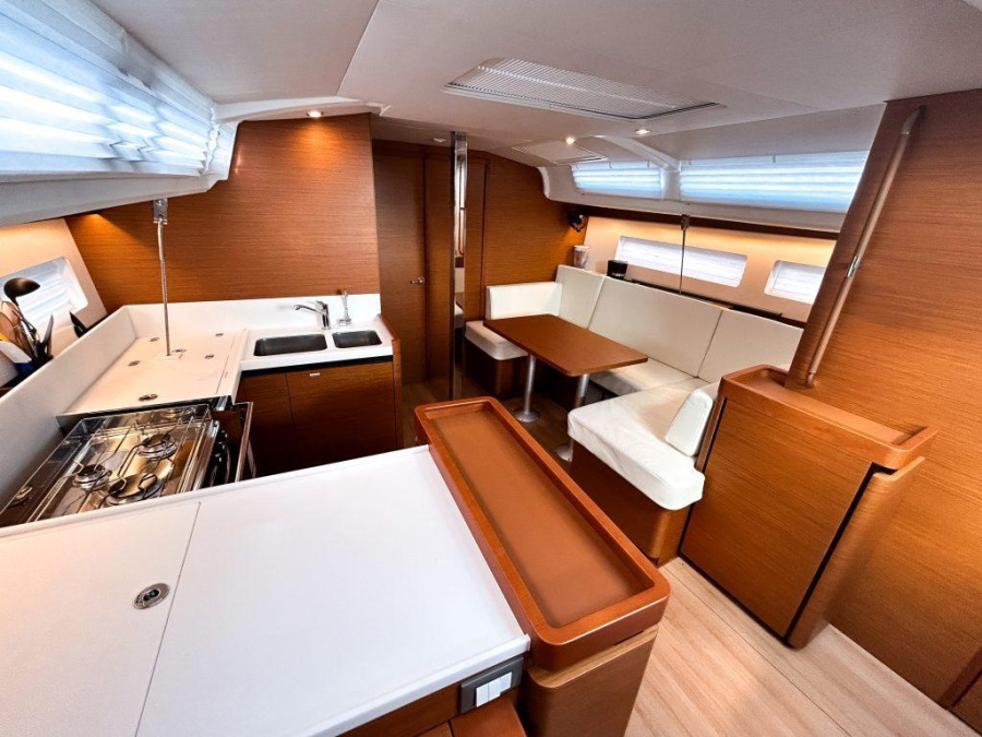 Sun Odyssey 440 - 3 cab. — photo 16