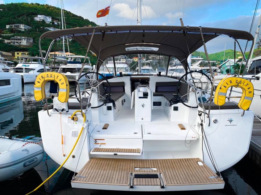 Photo #1 - Sun Odyssey 440 - 3 cab. (Air Guitar) in Resort & Marina - 42776