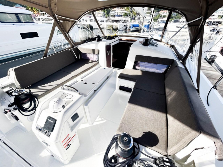 Sun Odyssey 440 - 3 cab. — photo 16