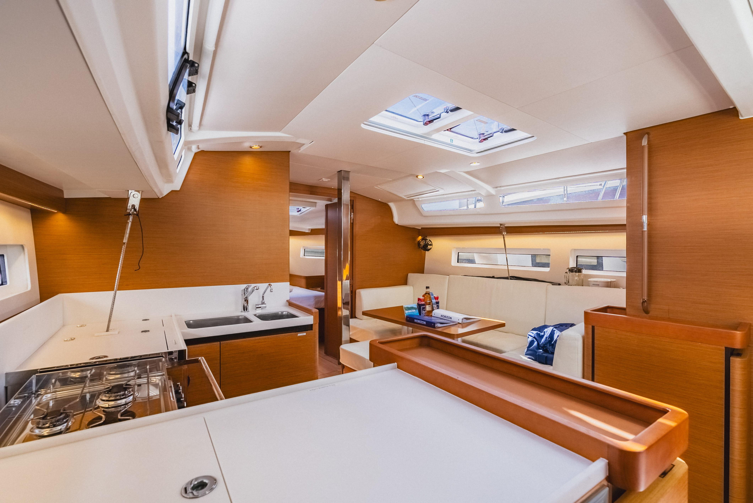 Sun Odyssey 440 - 3 cab. — photo 24