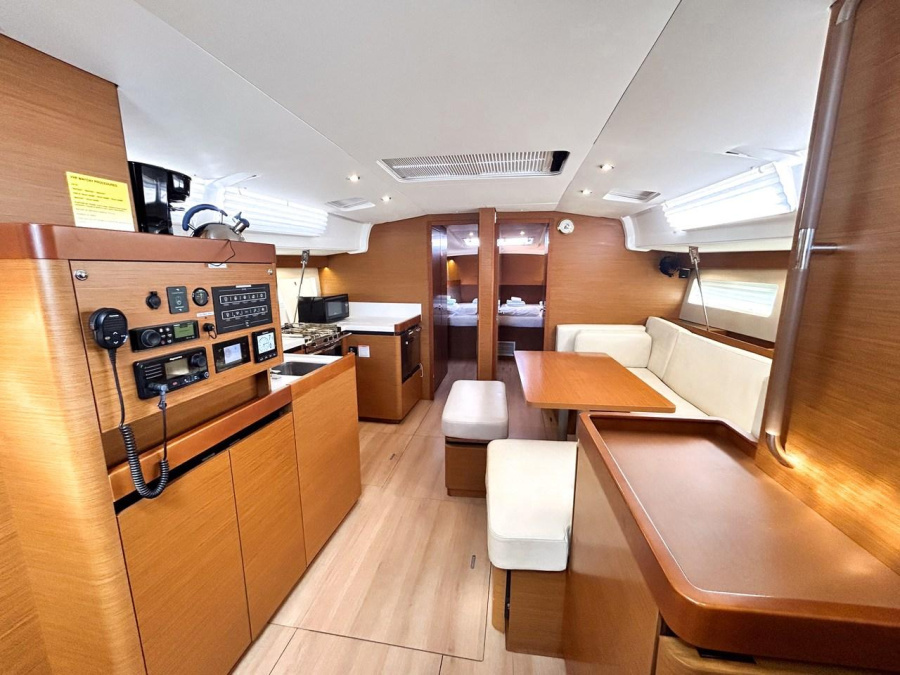 Sun Odyssey 490 - 4 + 1 cab. — photo 23
