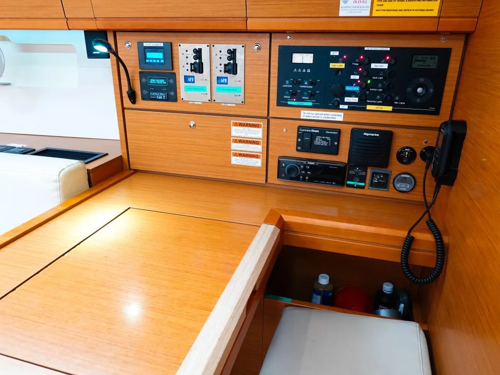 Jeanneau 54 - 3 cab. (Paradise Found)  - 25