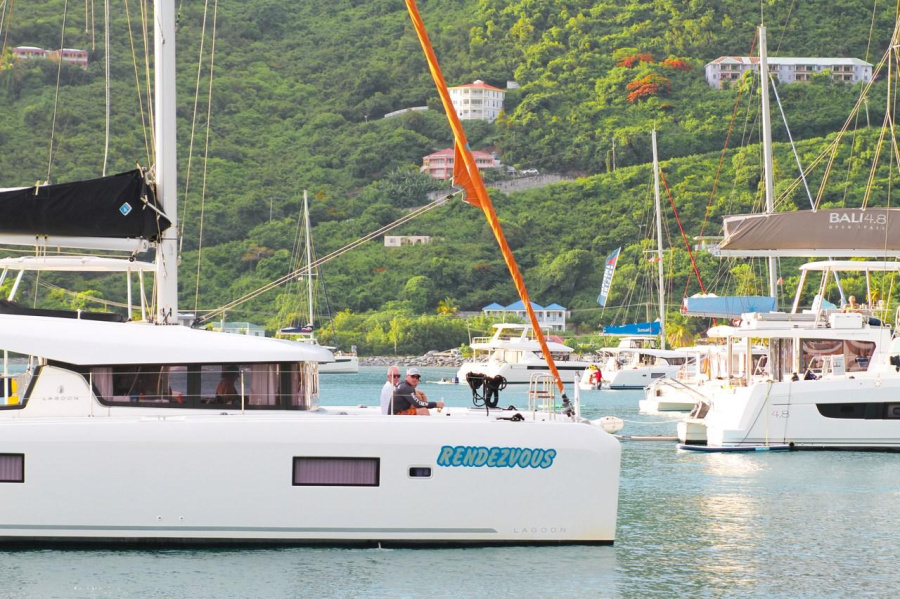 Fountaine Pajot Astrea 42 - 4 + 1 cab. — photo 2