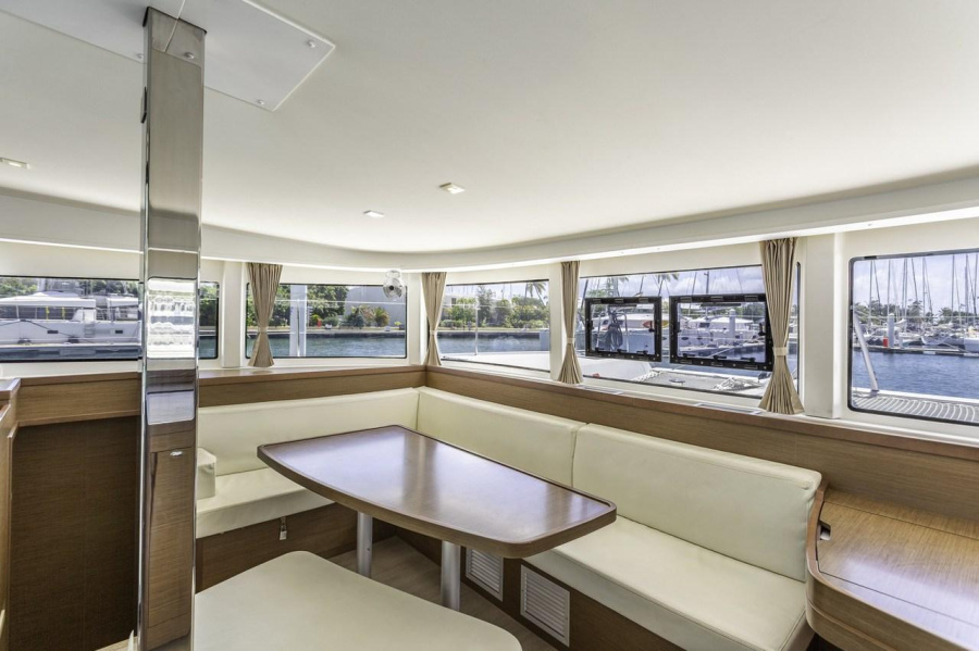 Fountaine Pajot Astrea 42 - 4 + 1 cab. — photo 17