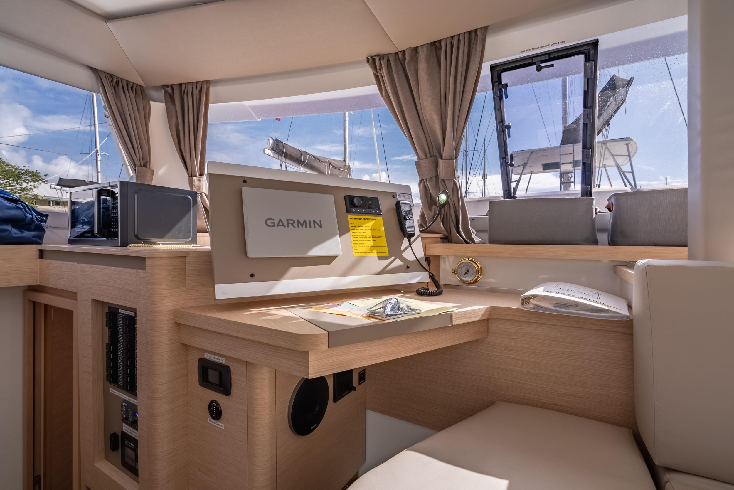 Fountaine Pajot Astrea 42 - 4 + 1 cab. — photo 21
