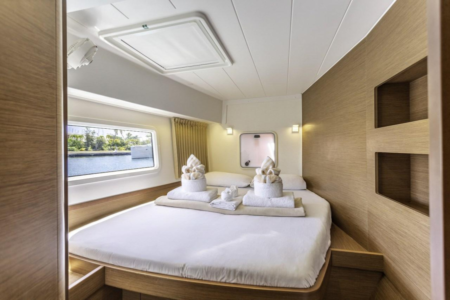 Fountaine Pajot Astrea 42 - 4 + 1 cab. — photo 22