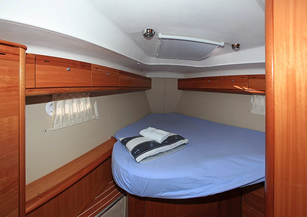 Bavaria 40 Cruiser (Fenix)  - 11