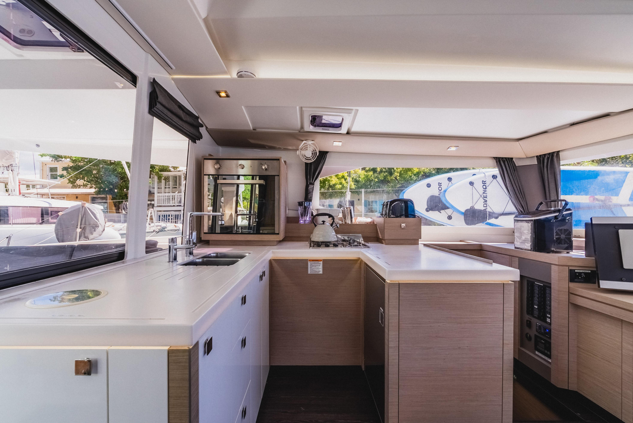 Fountaine Pajot Astrea 42 - 3 + 1 cab. — photo 20