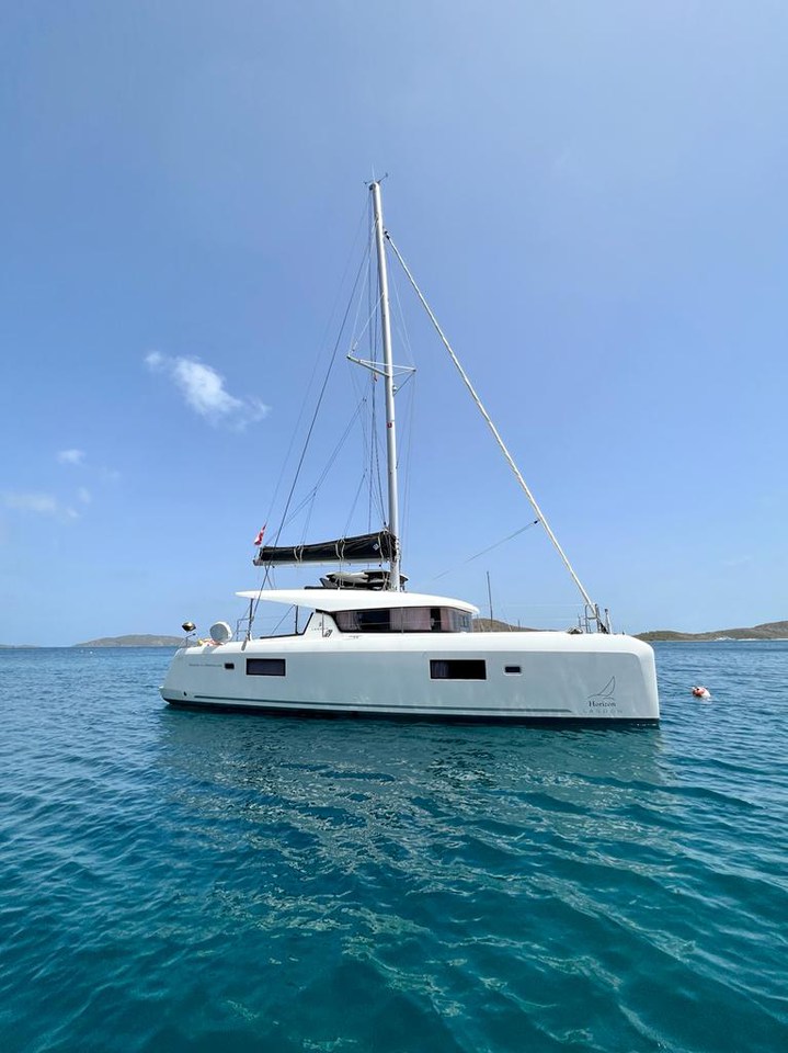 Lagoon 42 - 4 + 2 cab. — photo 4