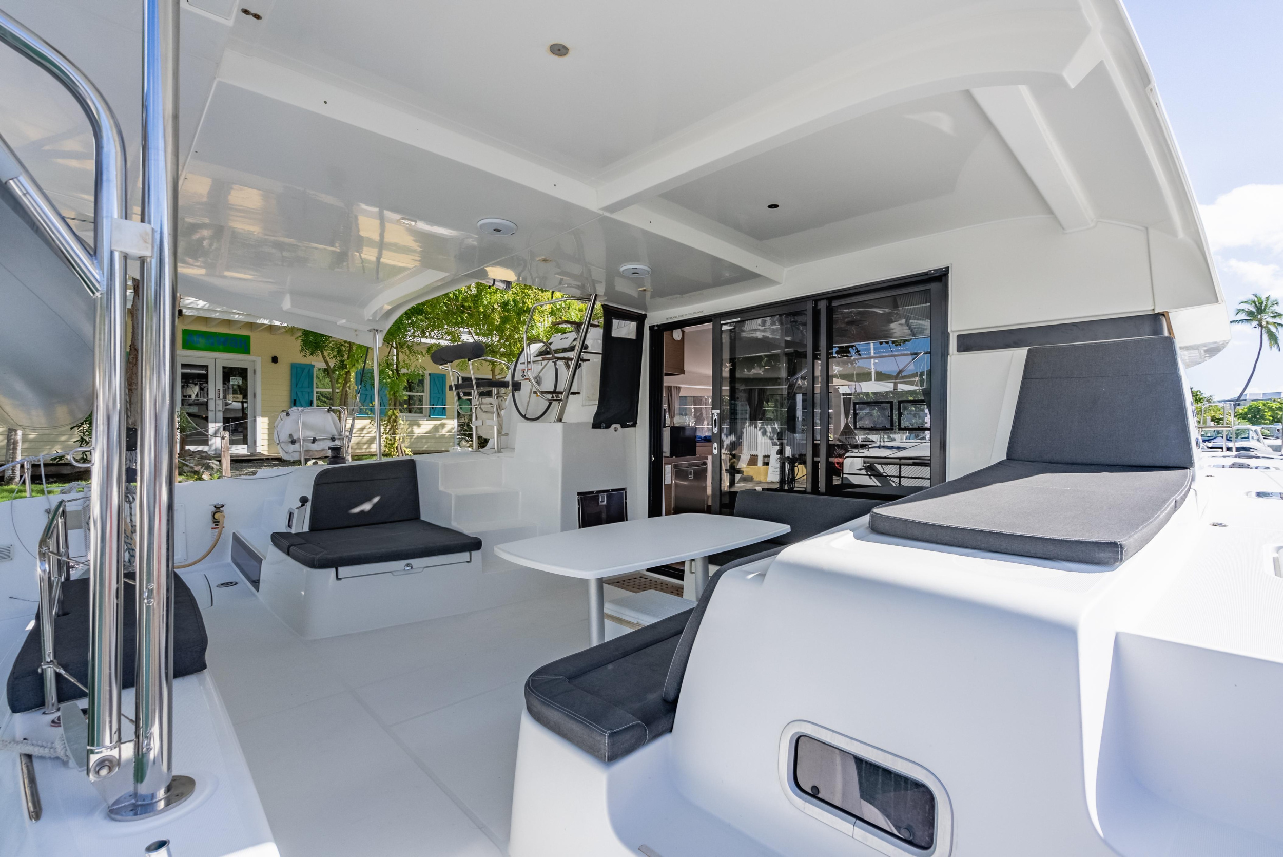 Photo #13 - Lagoon 42 - 4 + 2 cab. (Arctic Fantasy II) in Nanny Cay - 42800
