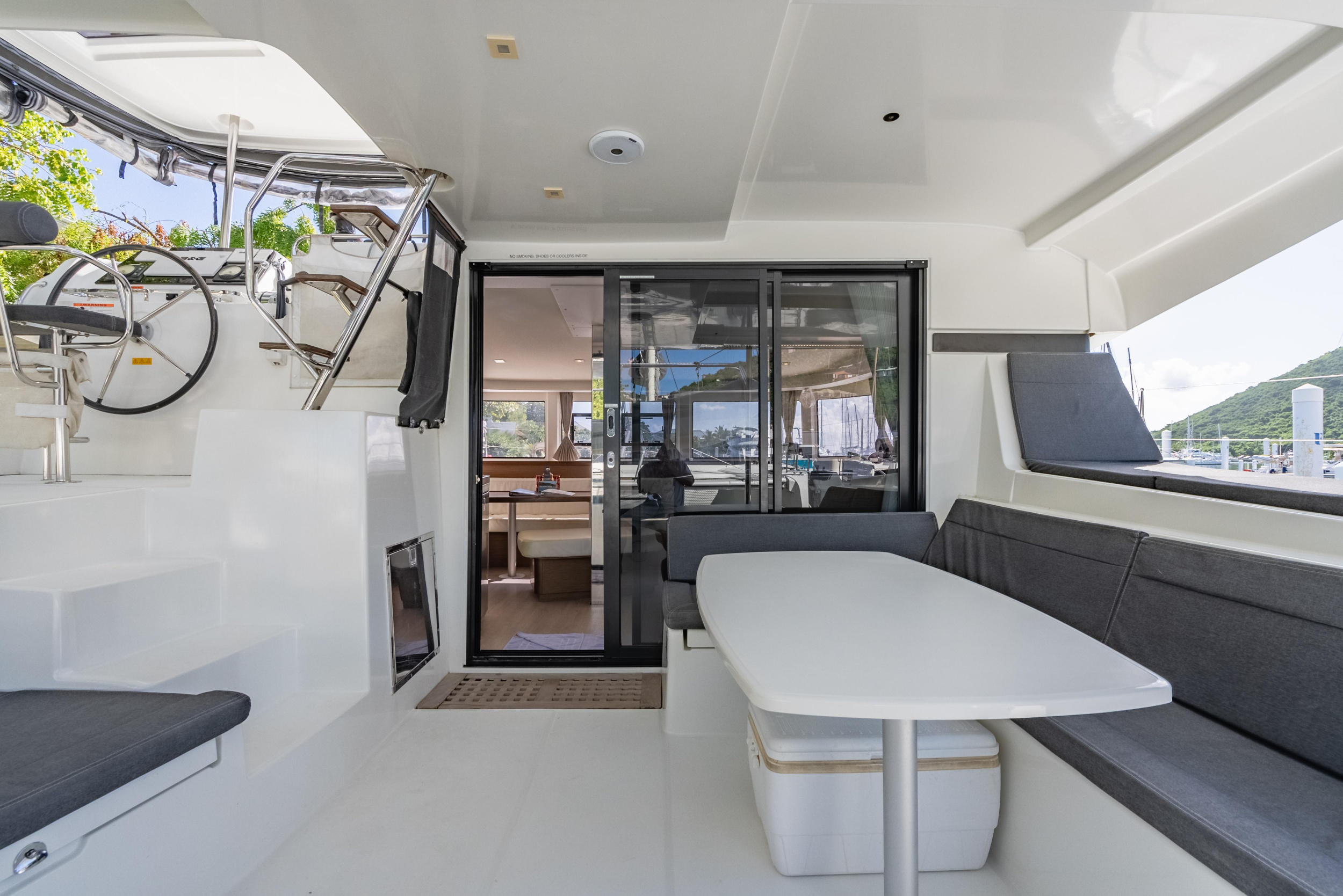 Photo #14 - Lagoon 42 - 4 + 2 cab. (Arctic Fantasy II) in Nanny Cay - 42800