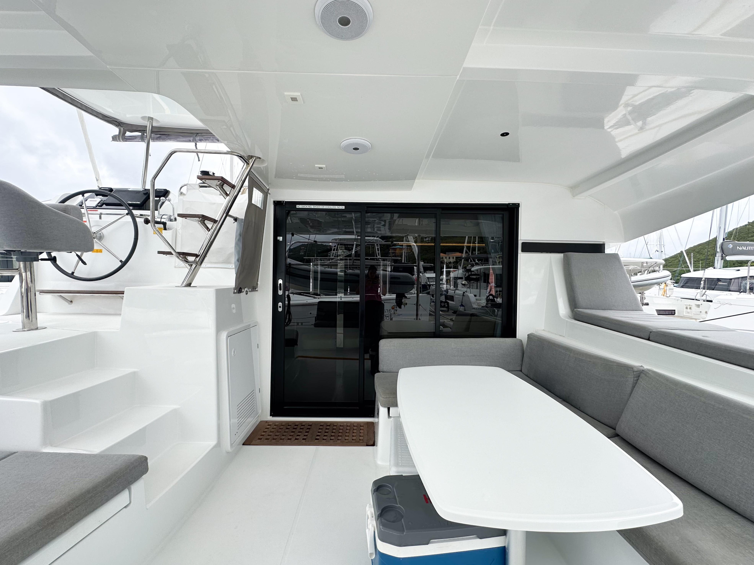 Lagoon 42 - 4 + 1 cab. — photo 16