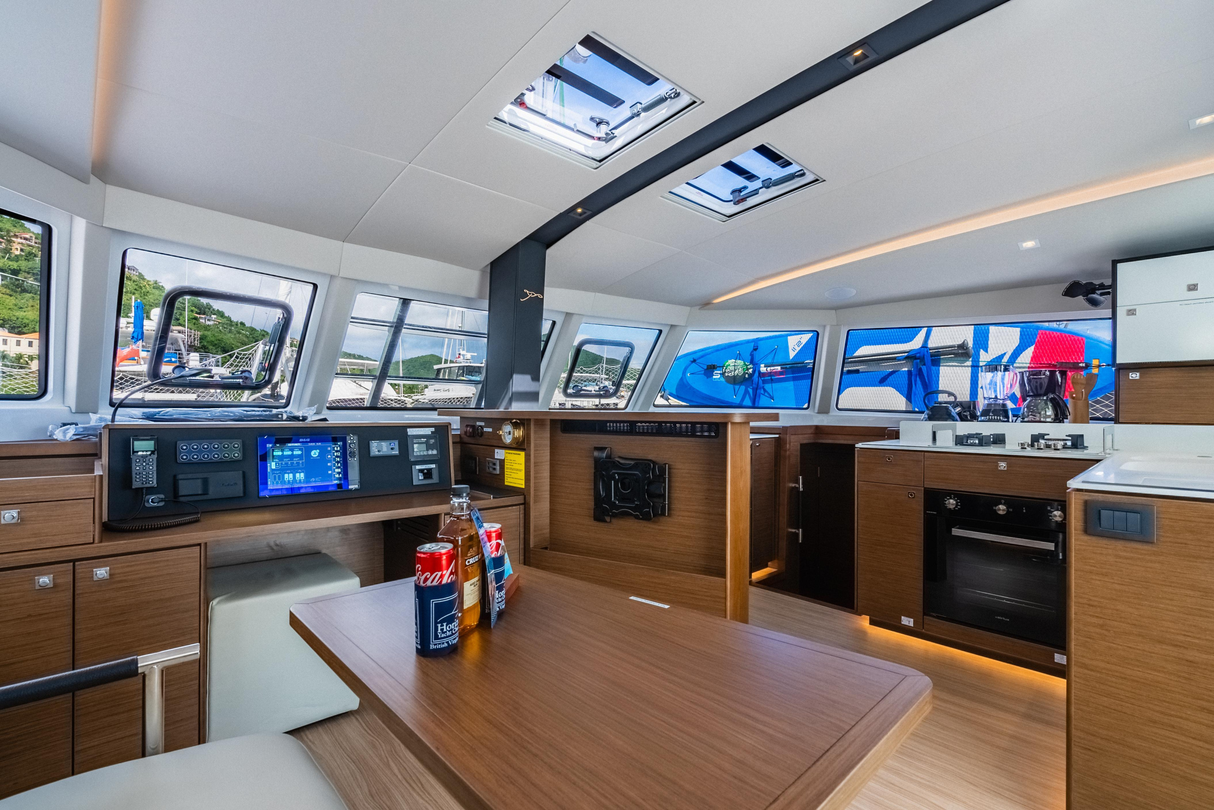 Photo #21 - Nautitech 44 Open (Carpe Diem) en Nanny Cay - 42805