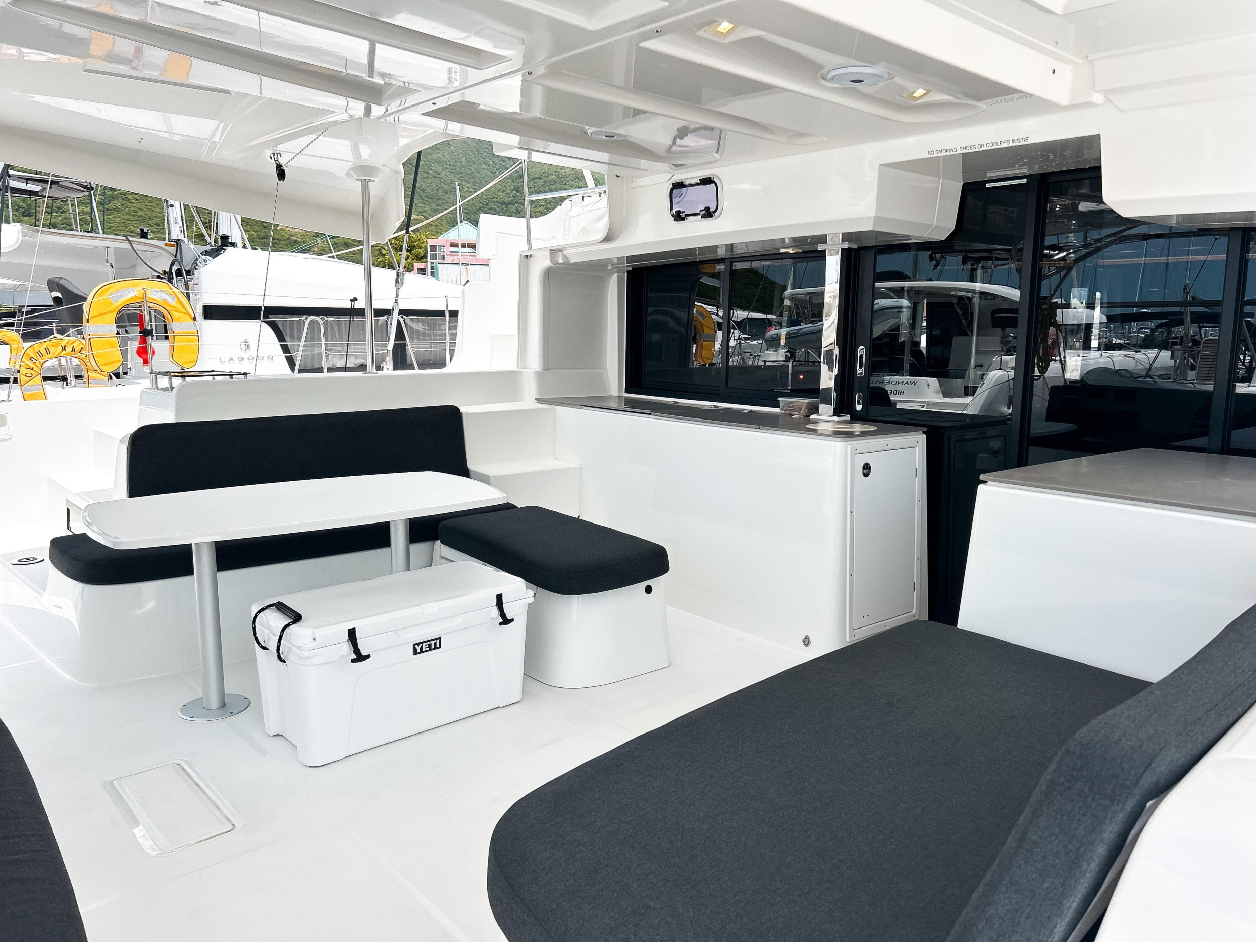 Lagoon 46 - 4 + 1 cab. — photo 21