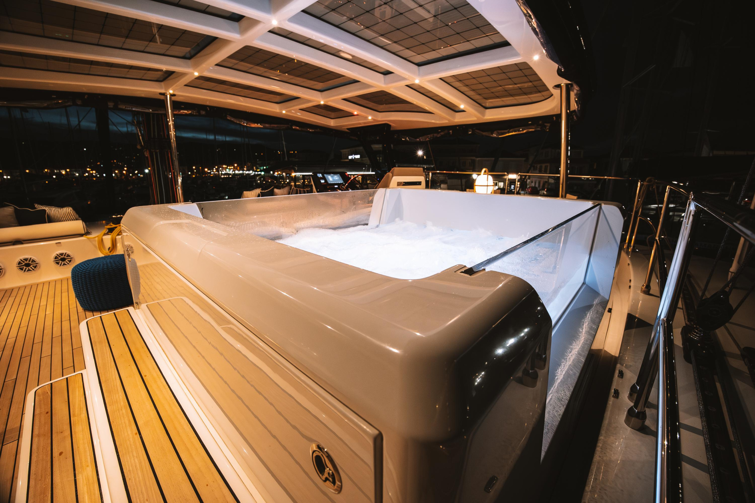 Sunreef 60 — photo 28
