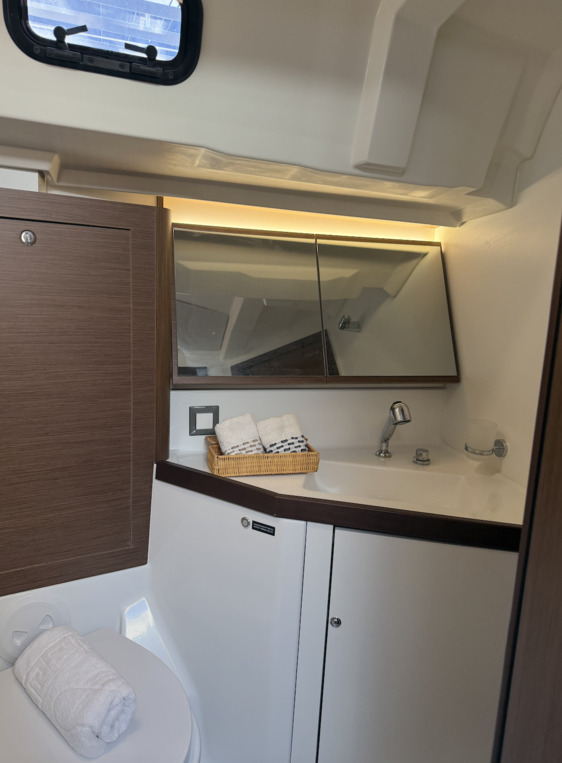 Oceanis 46.1 - 4 cab. — photo 28