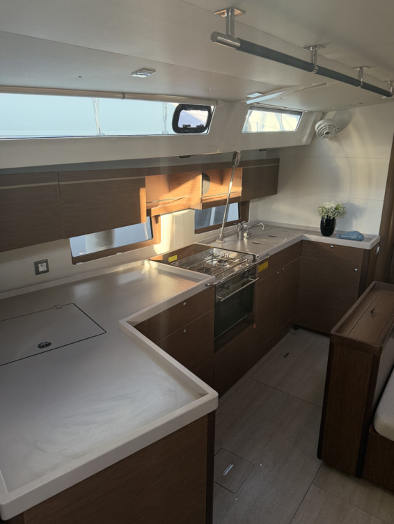 Oceanis 46.1 — photo 22