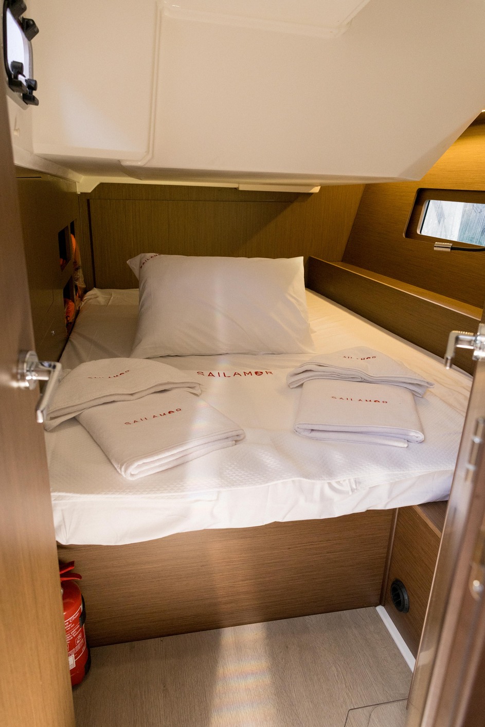 Oceanis 46.1 — photo 23